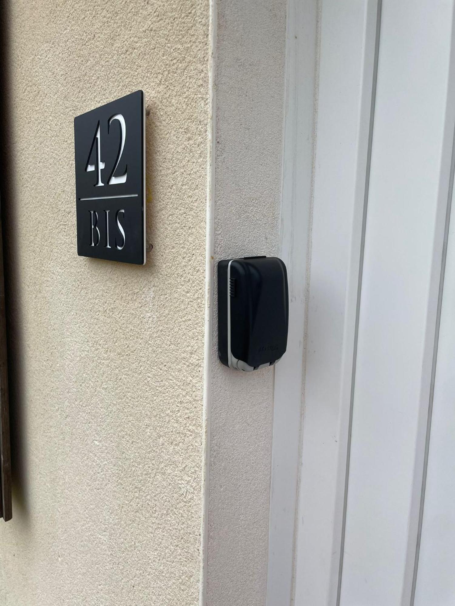 Joli Studio En Centre Ville Faremoutiers Zewnętrze zdjęcie