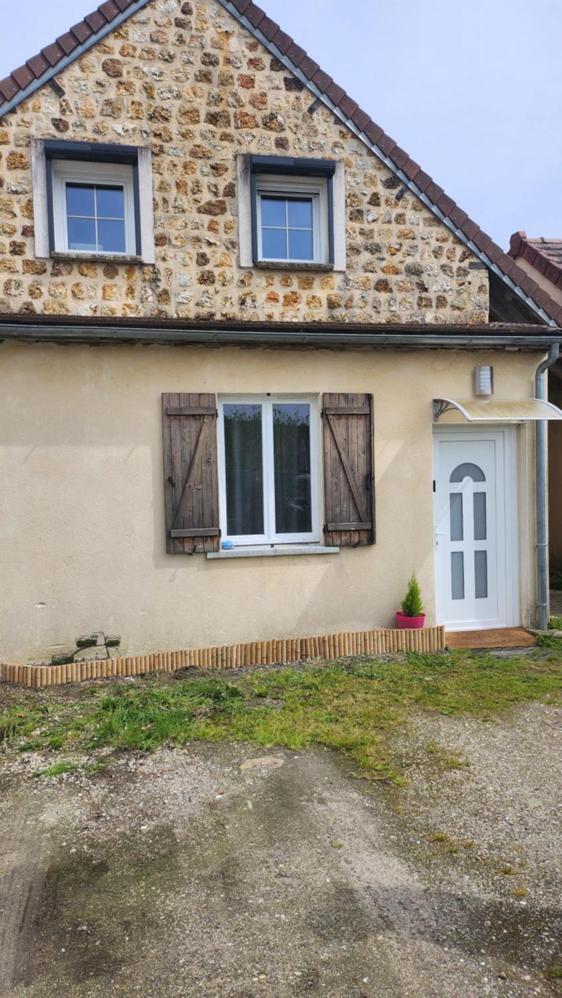 Joli Studio En Centre Ville Faremoutiers Zewnętrze zdjęcie